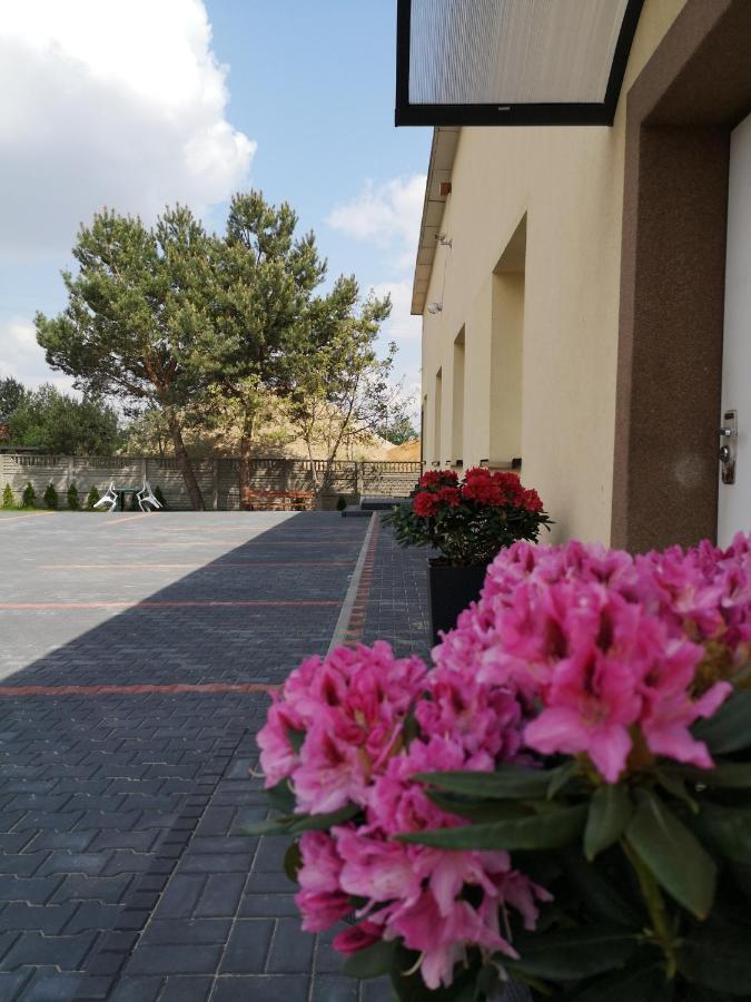 Noclegi U Adama Kajetany Exterior foto